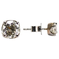 Boucles d'oreilles en or blanc 18 carats diamant à taille ronde et brillante 0.80ct