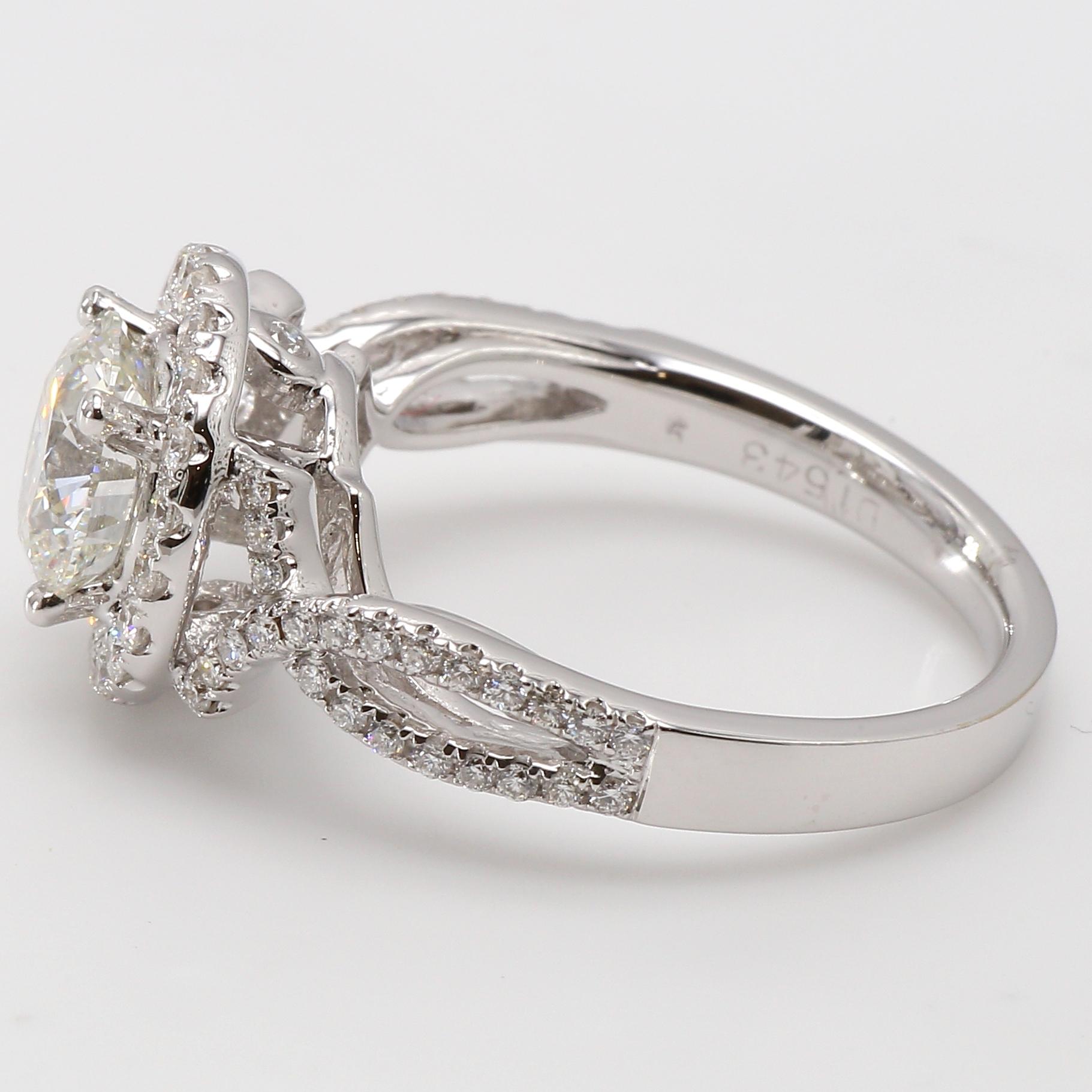 Round Cut 18 Karat White Gold Round Brilliant Diamond Halo Engagement Ring EGL Certified For Sale
