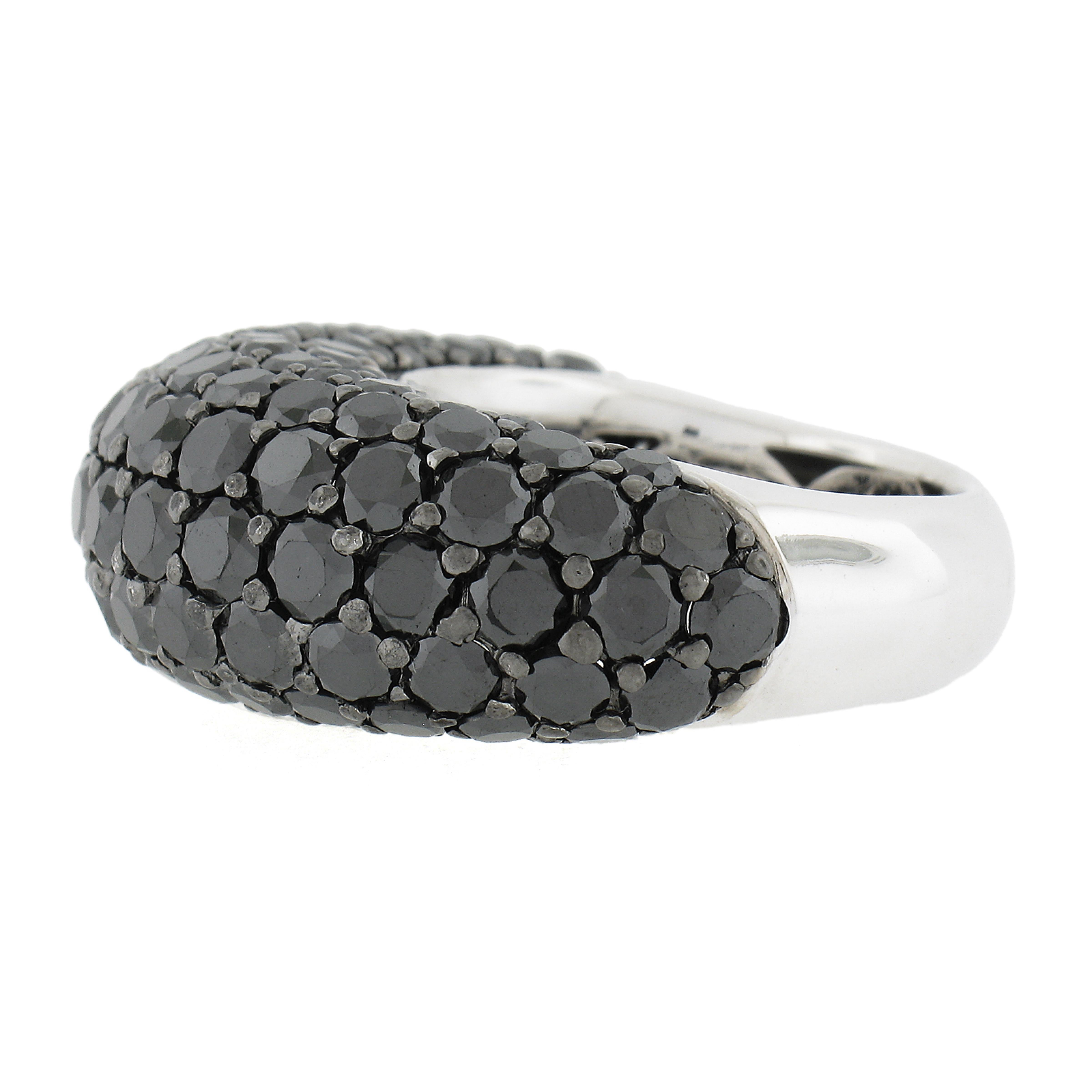 Anello a fascia in oro bianco 18 carati con diamante nero incastonato a forma di bomba a cupola in vendita 2