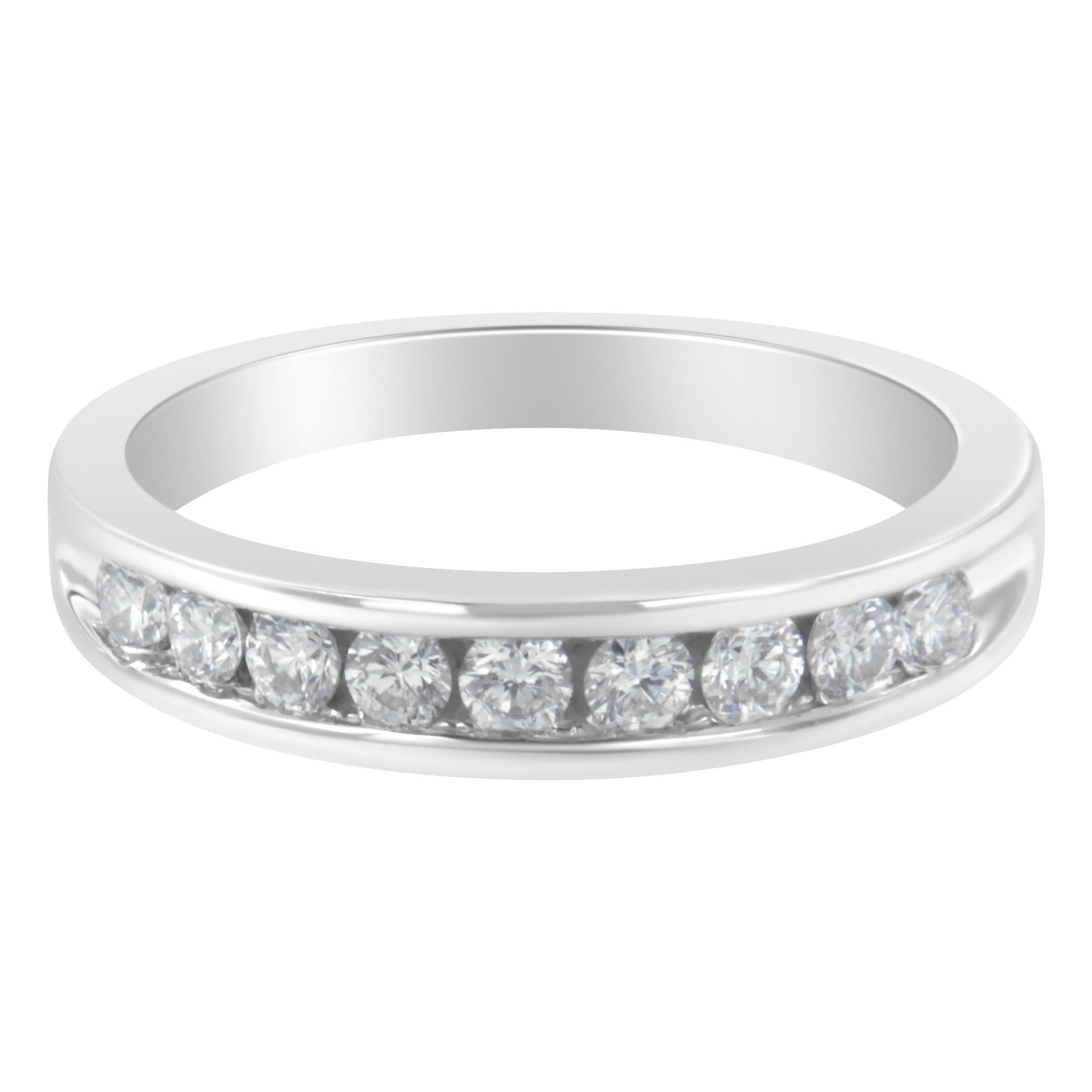 For Sale:  18K White Gold Round-Cut 1/2 Carat Diamond Ring 3