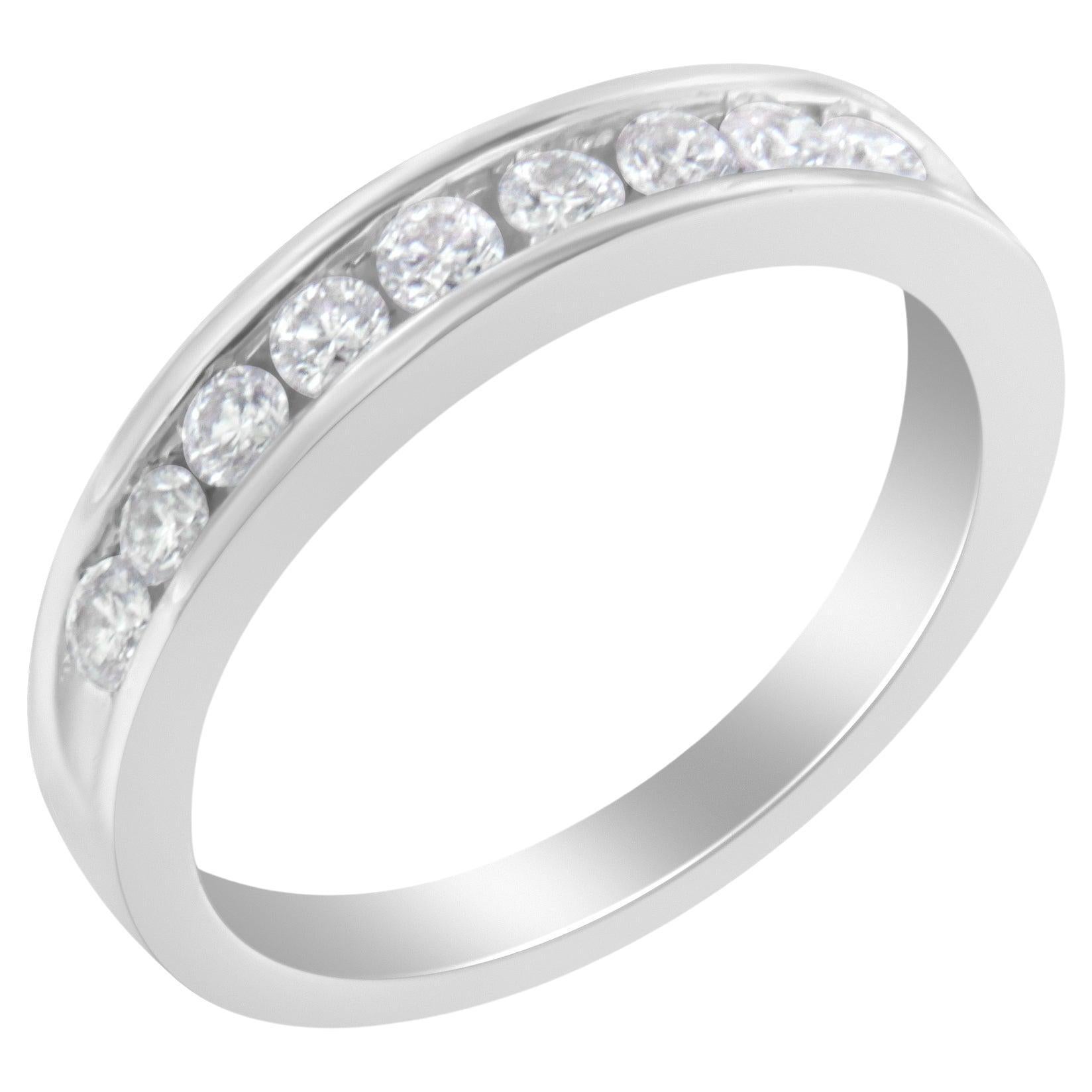 18K White Gold Round-Cut 1/2 Carat Diamond Ring