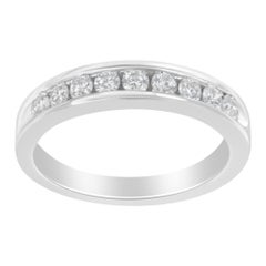 18 Karat Weißgold Diamantring mit rundem Schliff (1/2 Karat Gesamtkaratgewicht, H-I Farbe, SI2-I1 Reinheit)