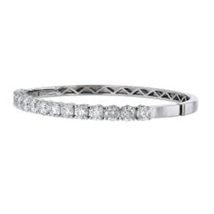 14K White Gold Round Diamond Bangle, 4.67cts.