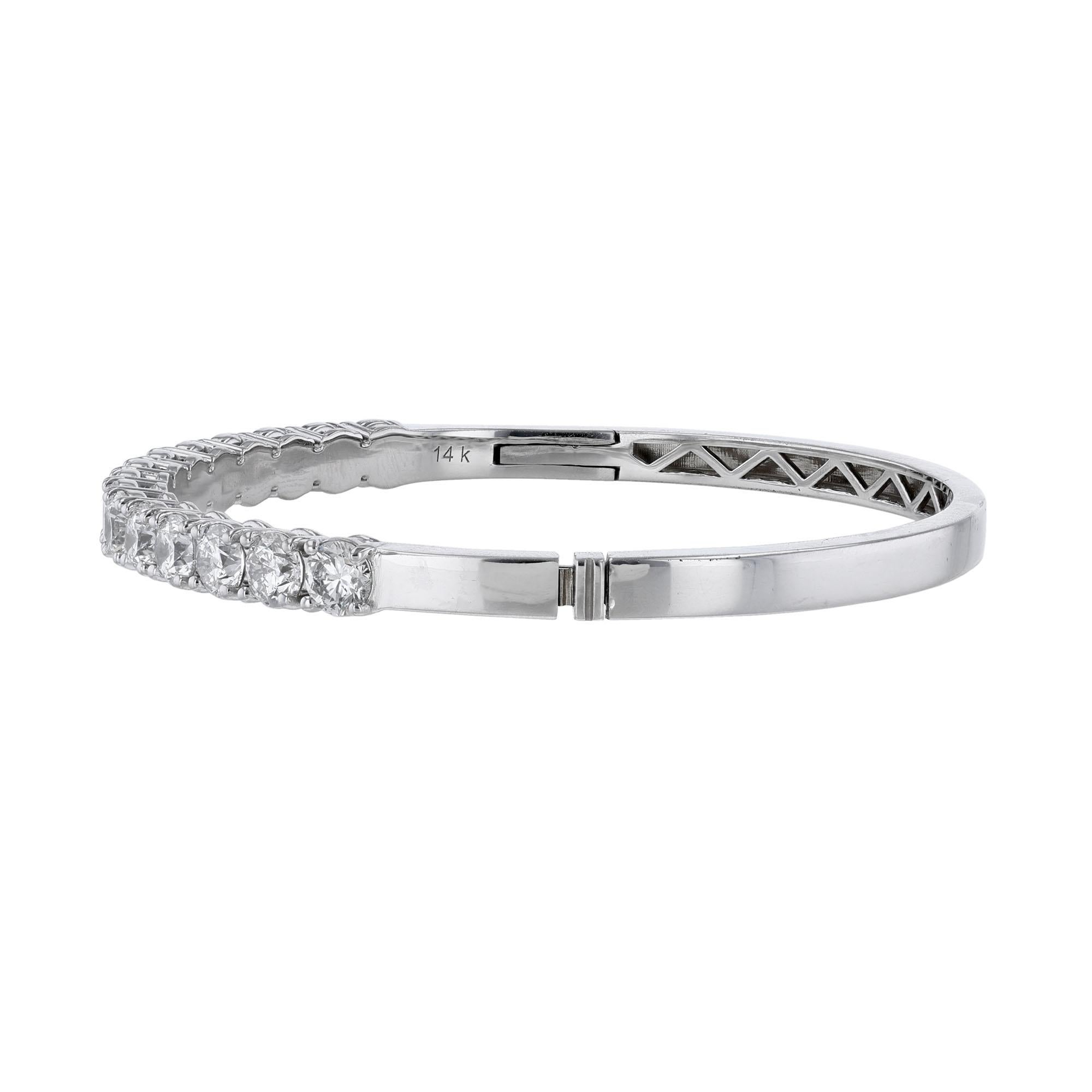 Modern 14K White Gold Round Diamond Bangle, 4.67cts. For Sale