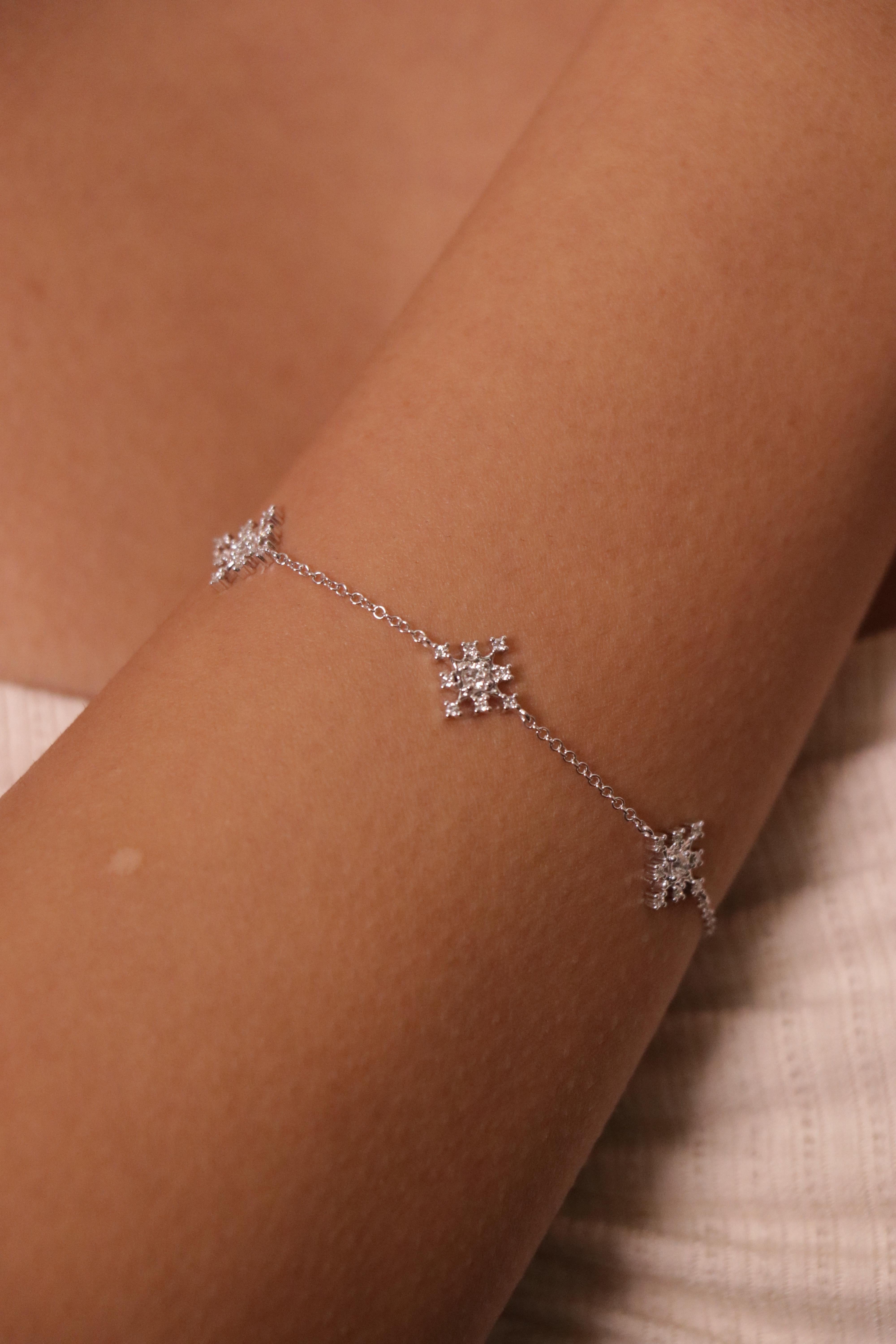 Bracelet en or blanc 18 carats avec diamants ronds de 0,29 carat en vente 1