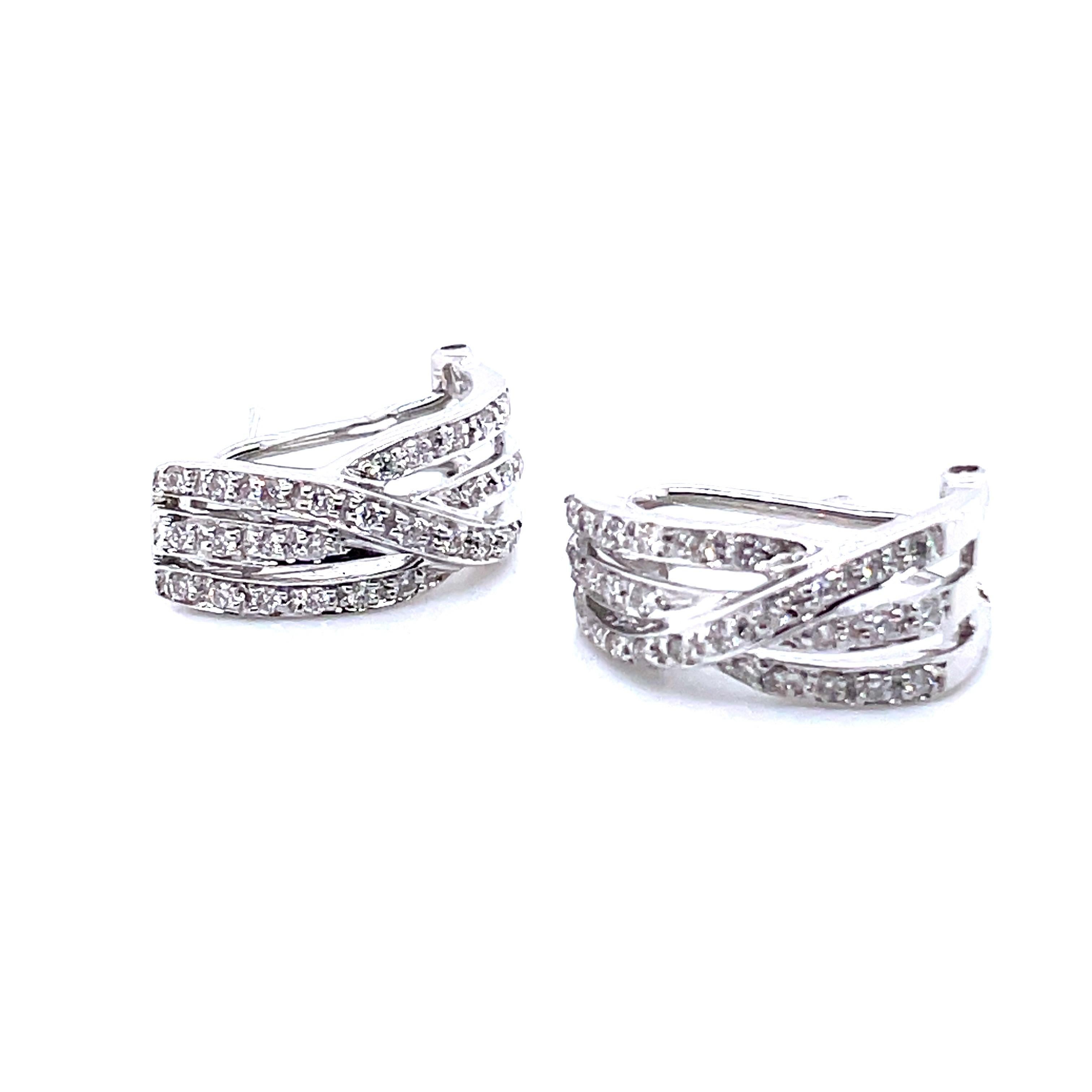 Contemporary 18k White Gold Round Diamond Cts 0.38 Earrings For Sale