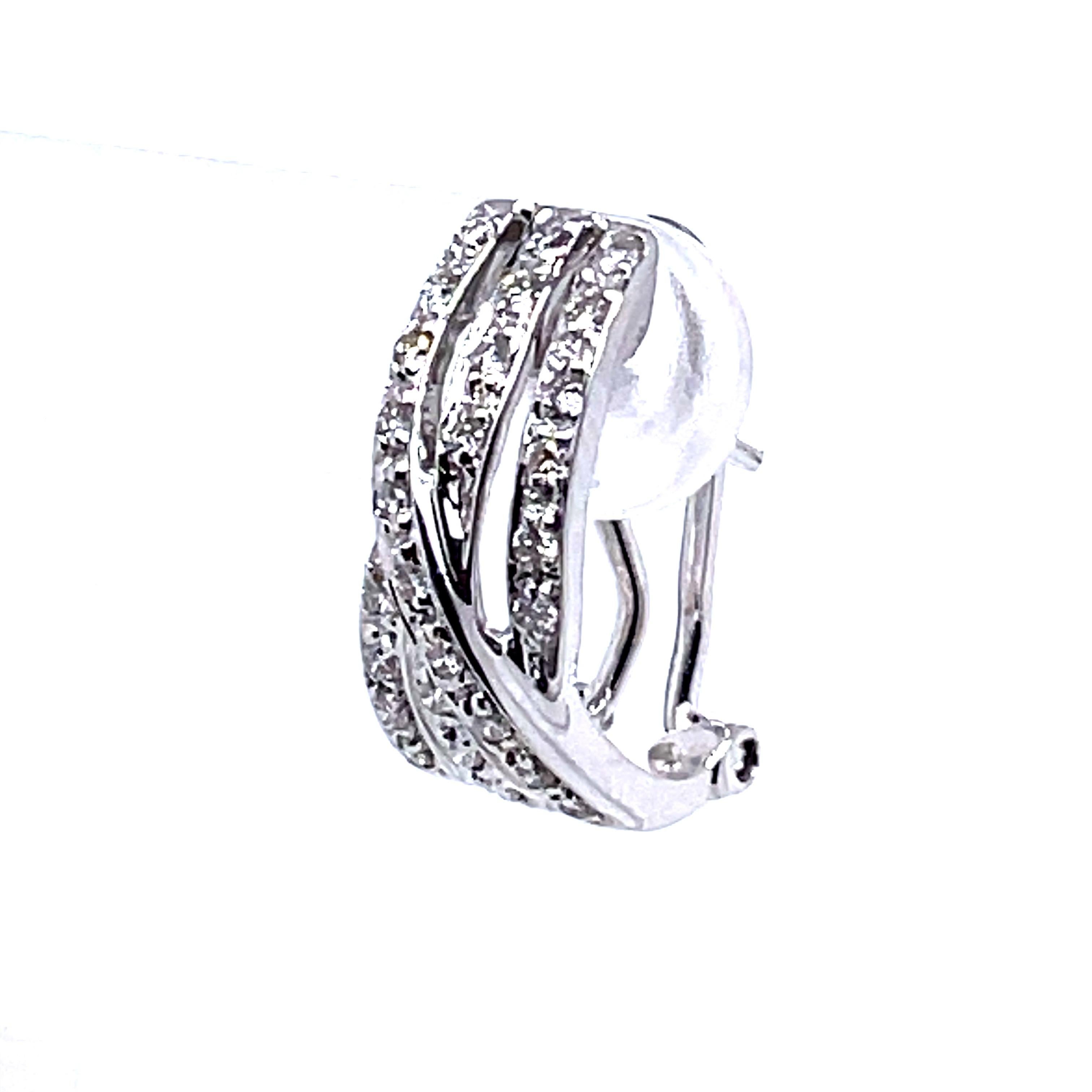 18k White Gold Round Diamond Cts 0.38 Earrings For Sale 3