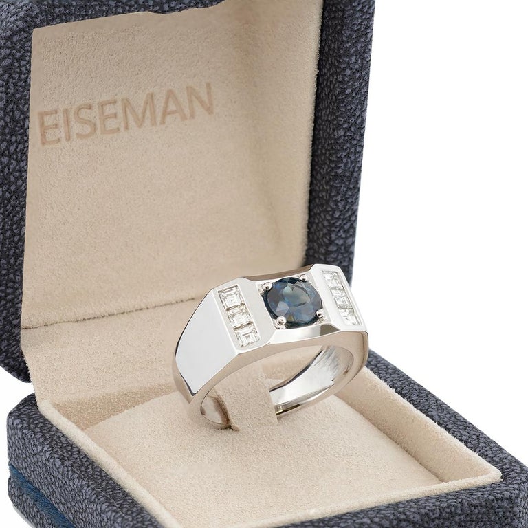 18k White Gold Royal Blue Sapphire & Diamond Gentleman’s Ring For Sale 4