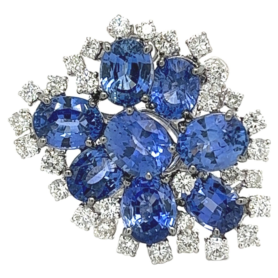 Bague en or blanc 18 carats saphir bleu roi avec diamants