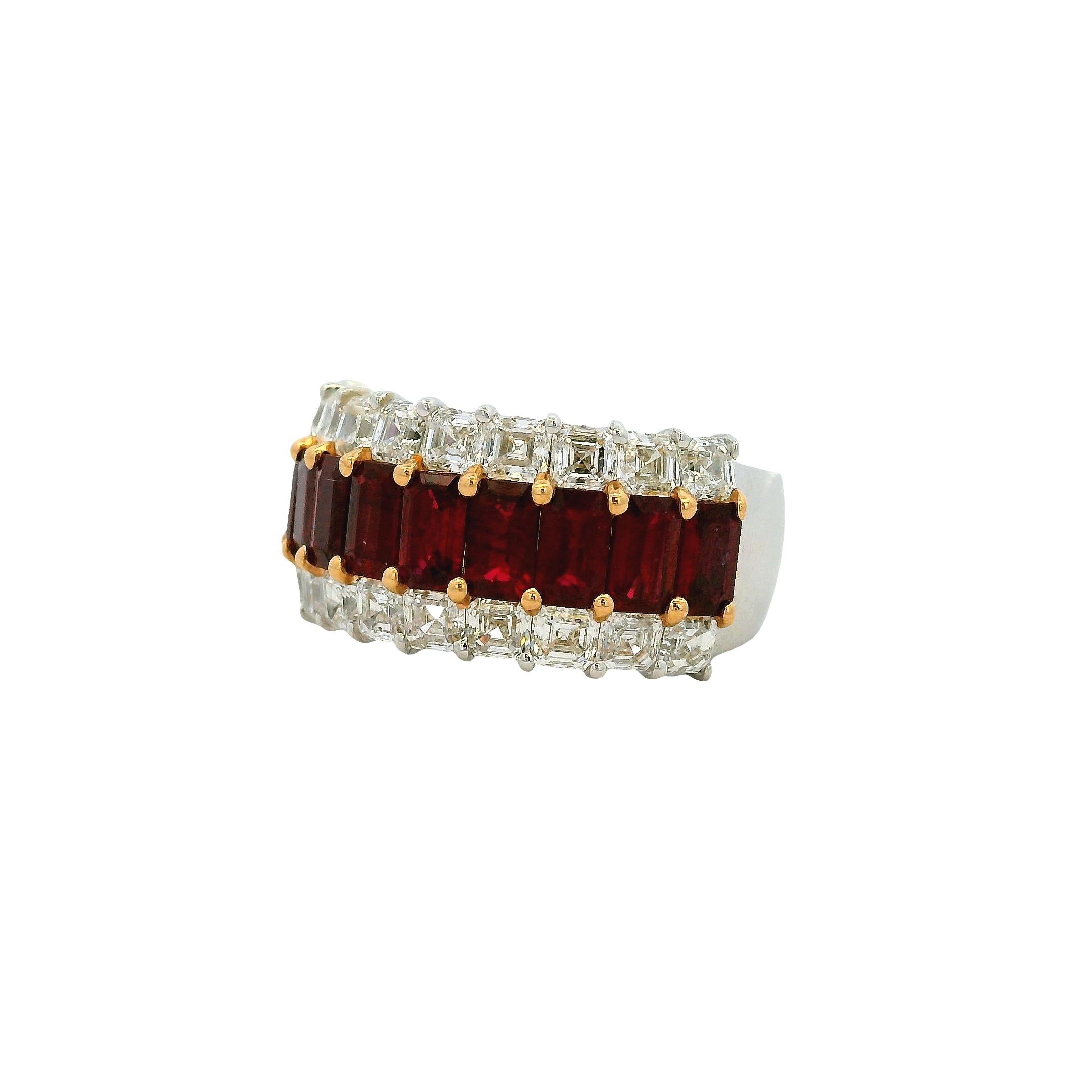 18k Weißgold Rubin & Diamant Dreireihiger breiter Ring (Carréeschliff) im Angebot