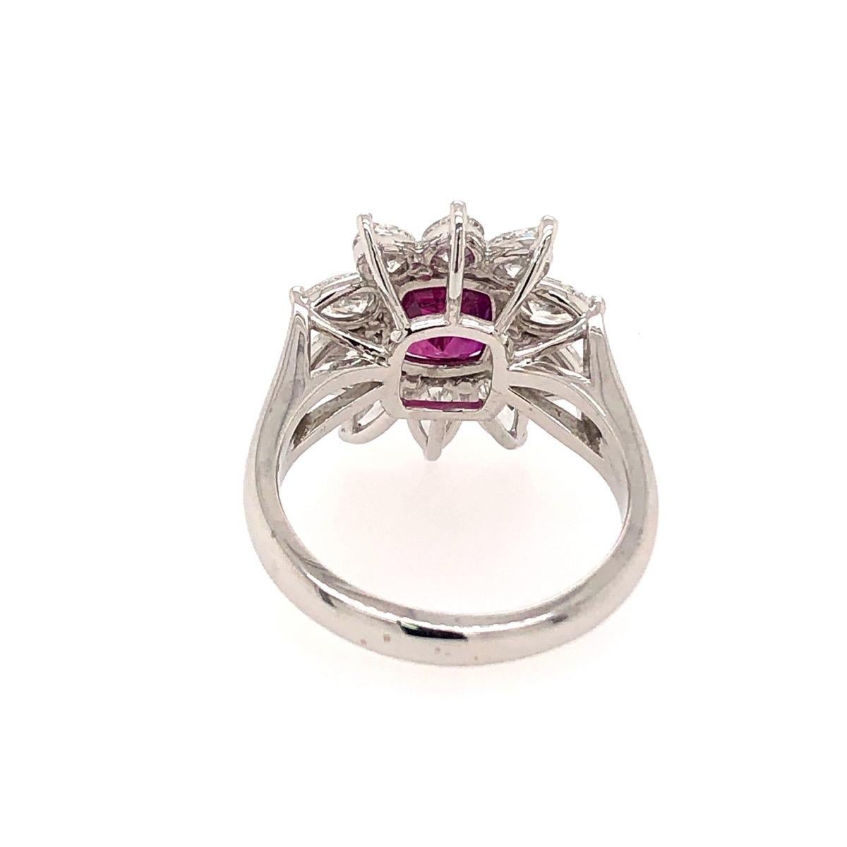 18 Karat White Gold Ruby and Diamond Ring In New Condition For Sale In New York, NY