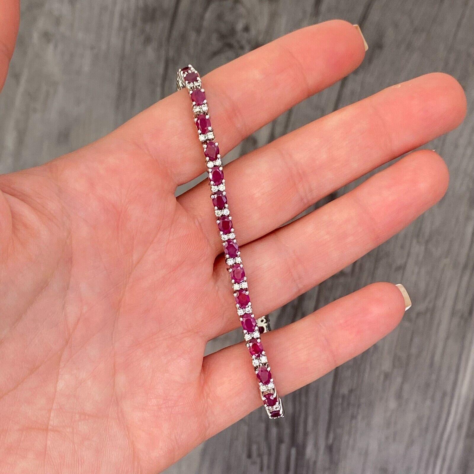 18 Karat Weißgold Rubin- und Diamant-Armband „Tennis“ (Ovalschliff)