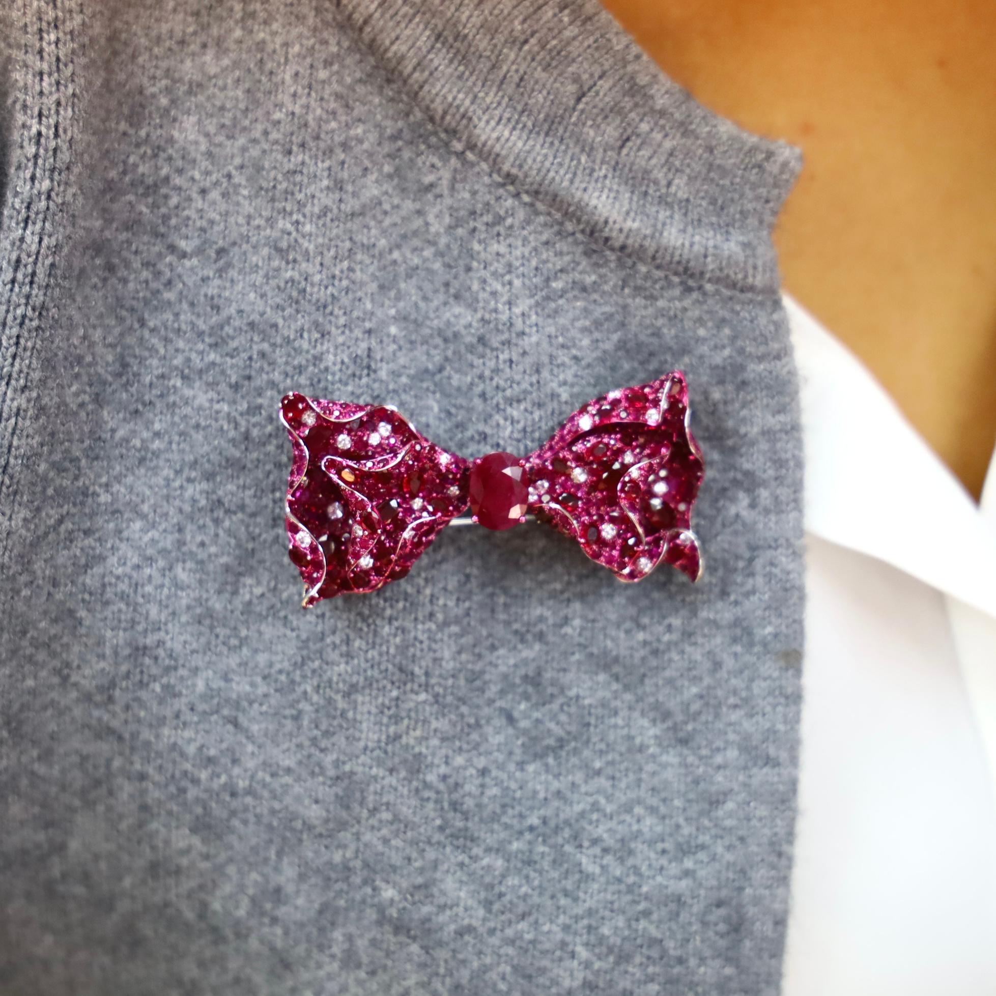 18K White Gold Ruby Bow Brooch with Diamonds For Sale 2
