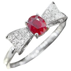 Bague nœud en or blanc 18 carats avec diamants