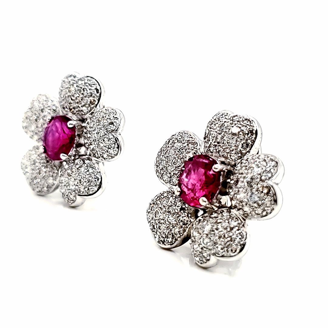 Contemporary 18k White Gold Ruby Cts 4.15 Diamond Tassel Earrings For Sale