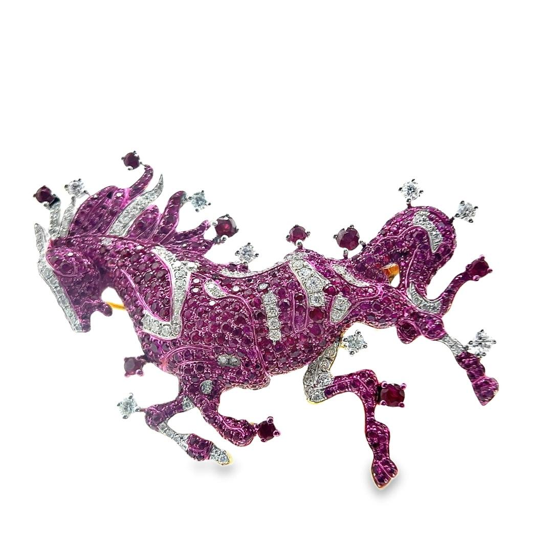 18K White Gold Ruby & Diamond Horse Brooch & Pendant In New Condition For Sale In Kowloon, HK