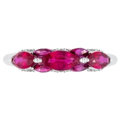 18 Karat Weißgold Rubin-Diamantring von MOISEIKIN