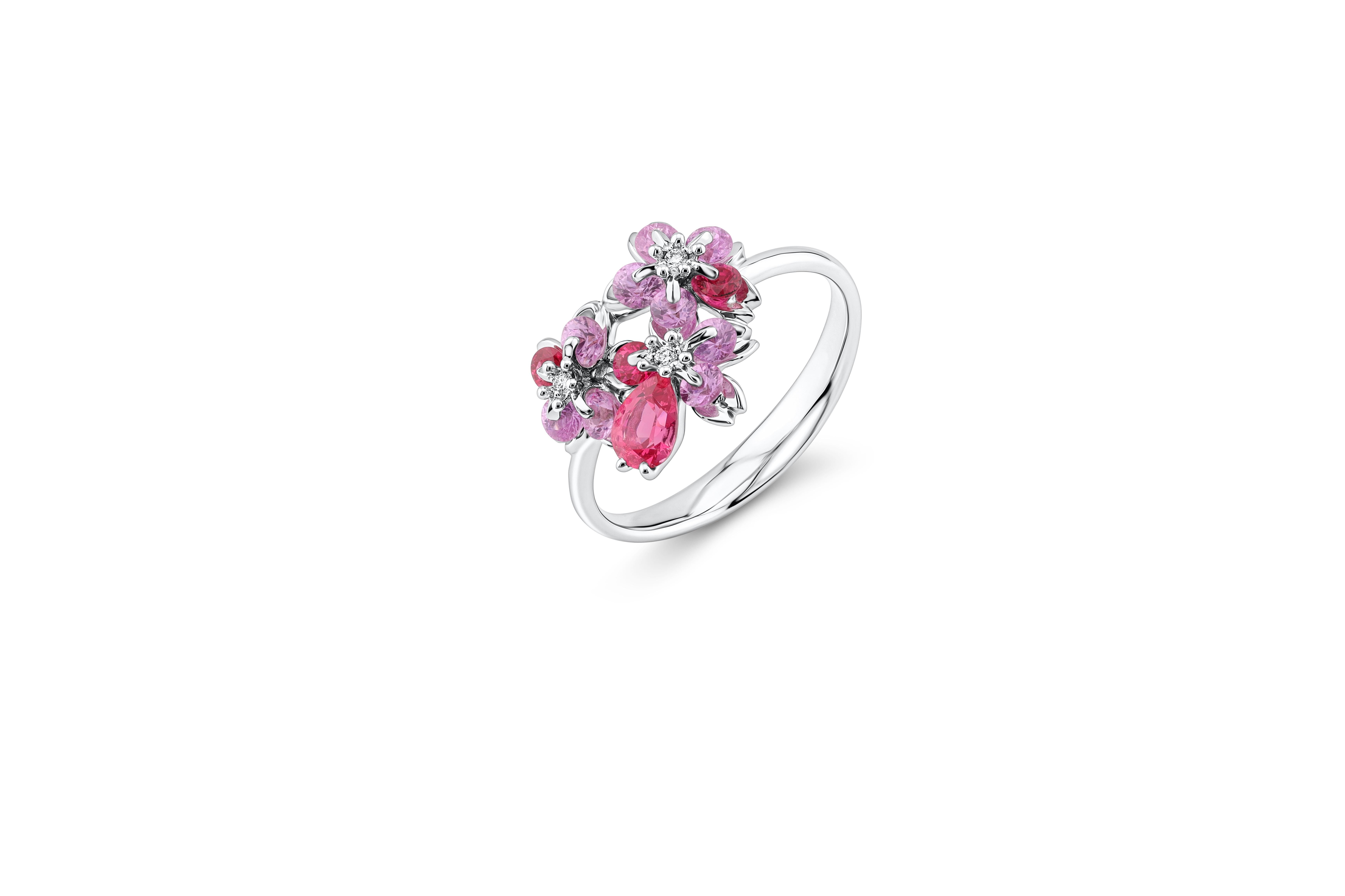 The Sakura floral jewellery, SakuraMai Collection from Pearl’Amour, a collaboration with MOISEIKIN, captures the fleeting beauty of cherry blossoms through timeless craftsmanship and innovation. This exquisite floral ring features  a rare 0.38ct 
