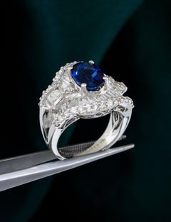 18k White Gold Sapphire and Diamond Ballerina Ring