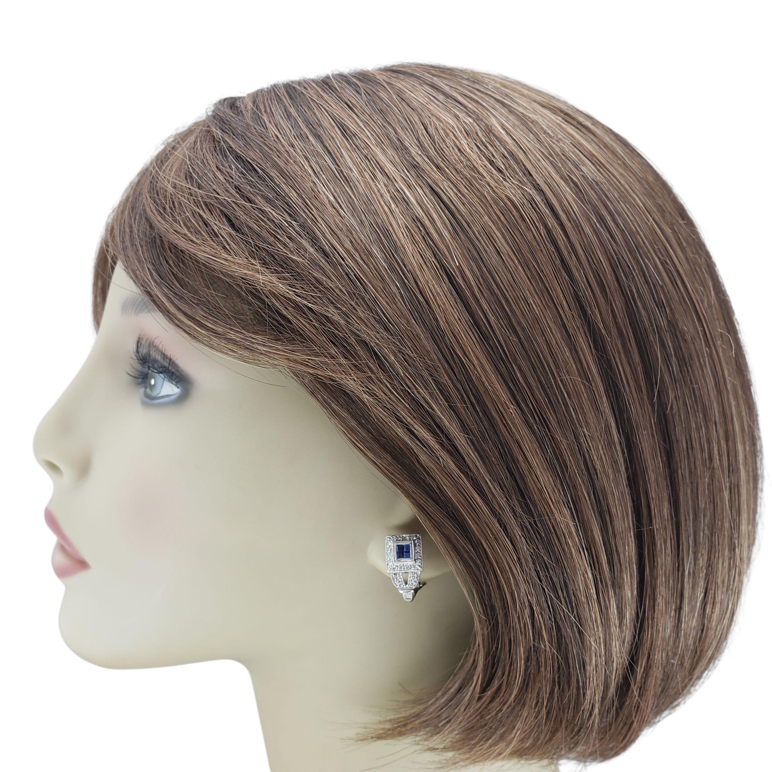 Boucles d'oreilles en or blanc 18K avec saphir et diamant #23317 Pour femmes en vente