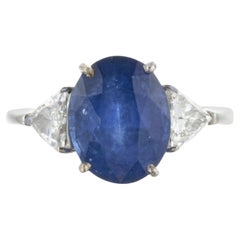 18k White Gold Sapphire Diamond Ring
