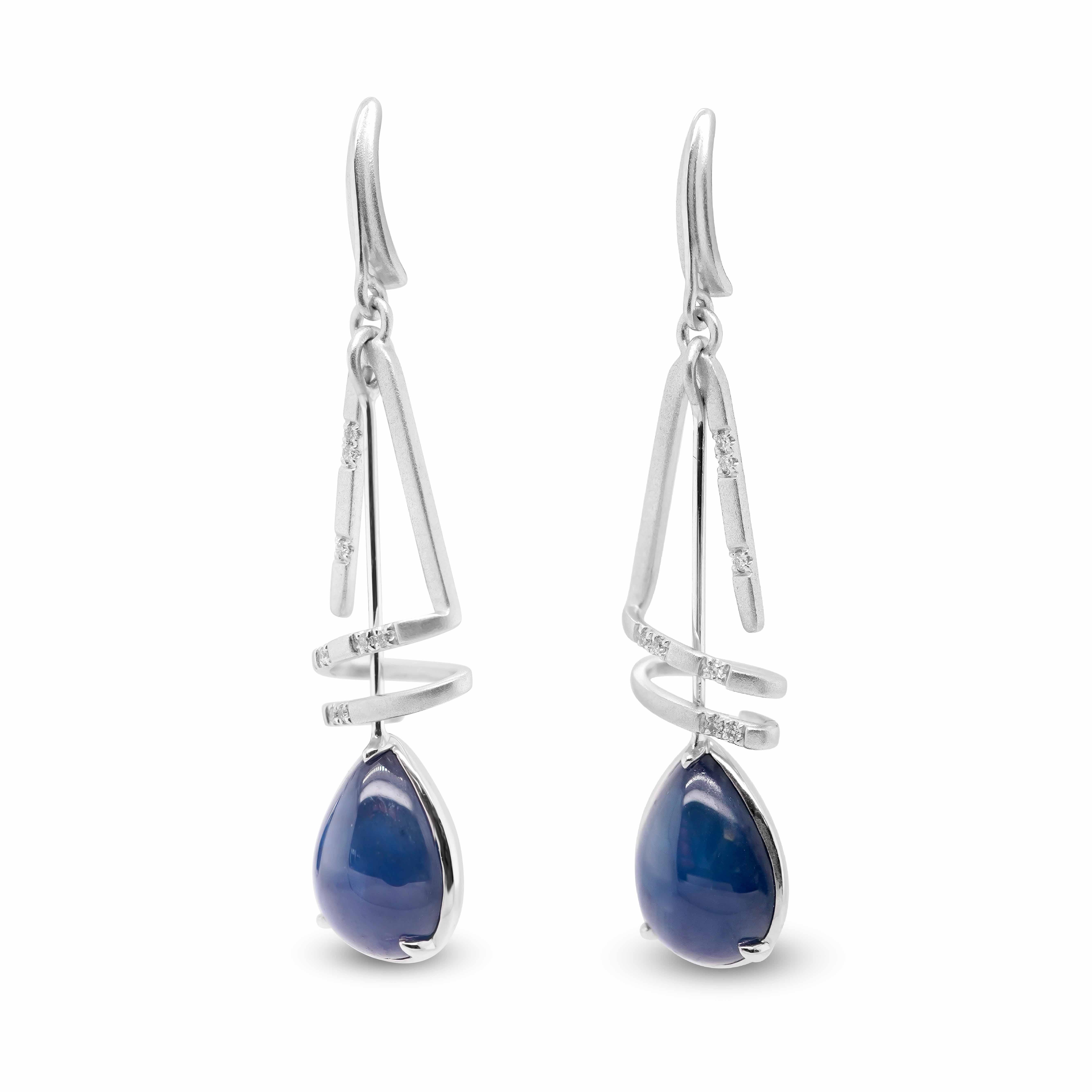 Aesthetic Movement 18k White Gold Sapphire Lanterns 6.74 Carat Intense Blue Sapphire Dangle Earring For Sale