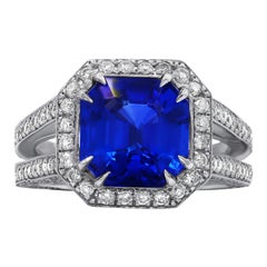 18k White Gold Sapphire Ring 1.20 Cts of Round Diamonds