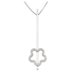 18k White Gold Sliding Diamond Flower Pendant Necklace