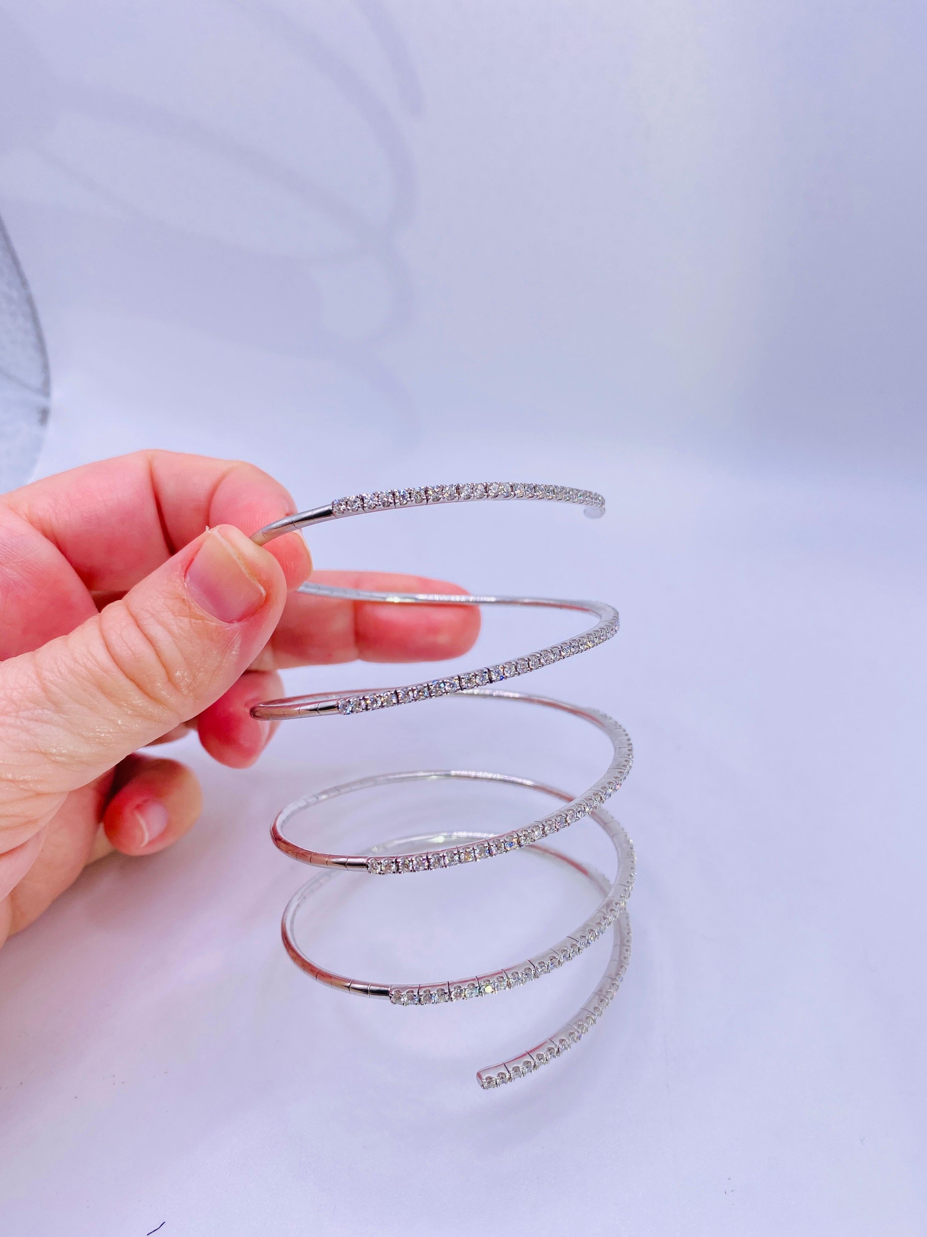 Contemporary Slinky 3.4 CTW Diamond White Gold Bracelet 