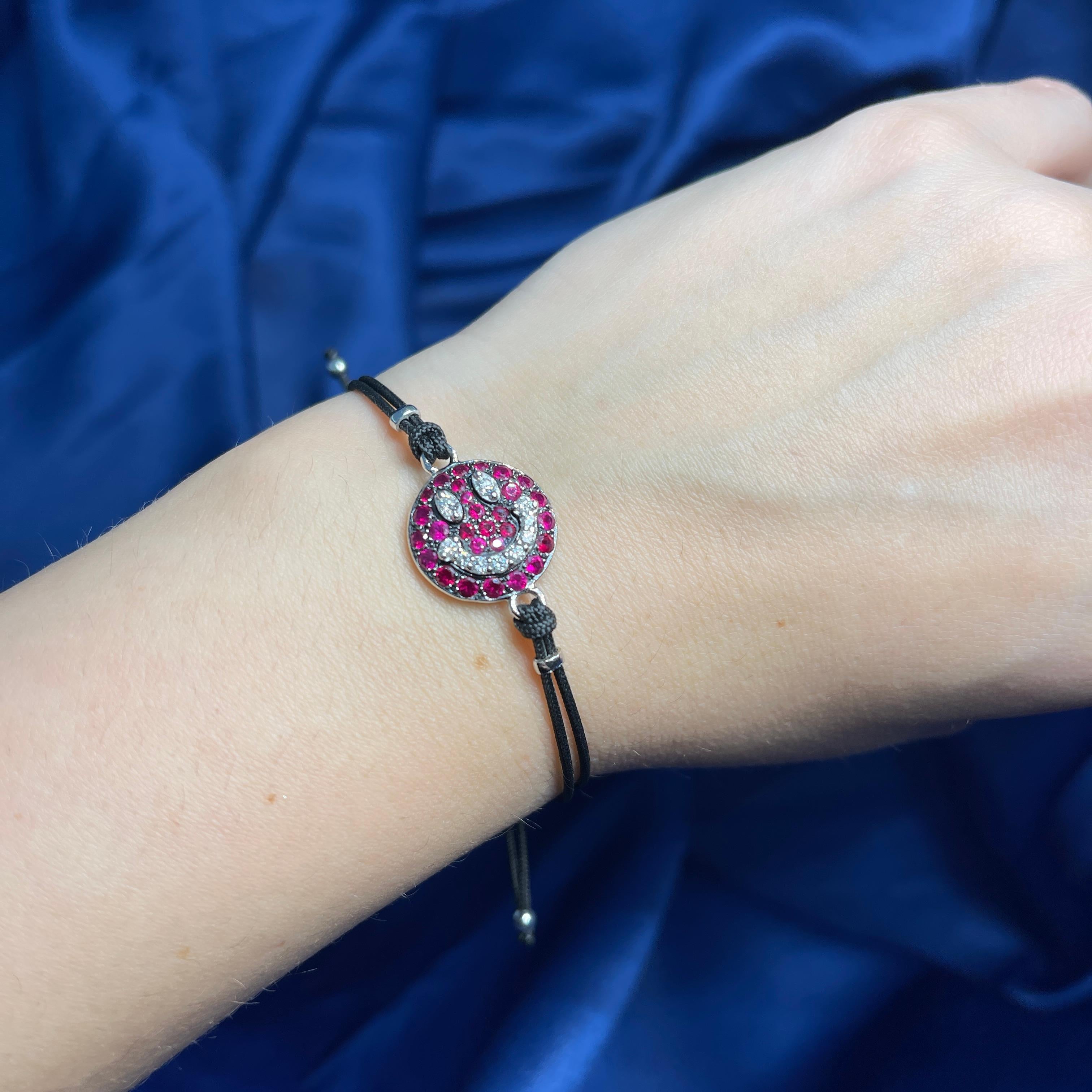 18K White Gold Smile Bracelet with Rubies and Diamonds In New Condition For Sale In Bergamo, BG