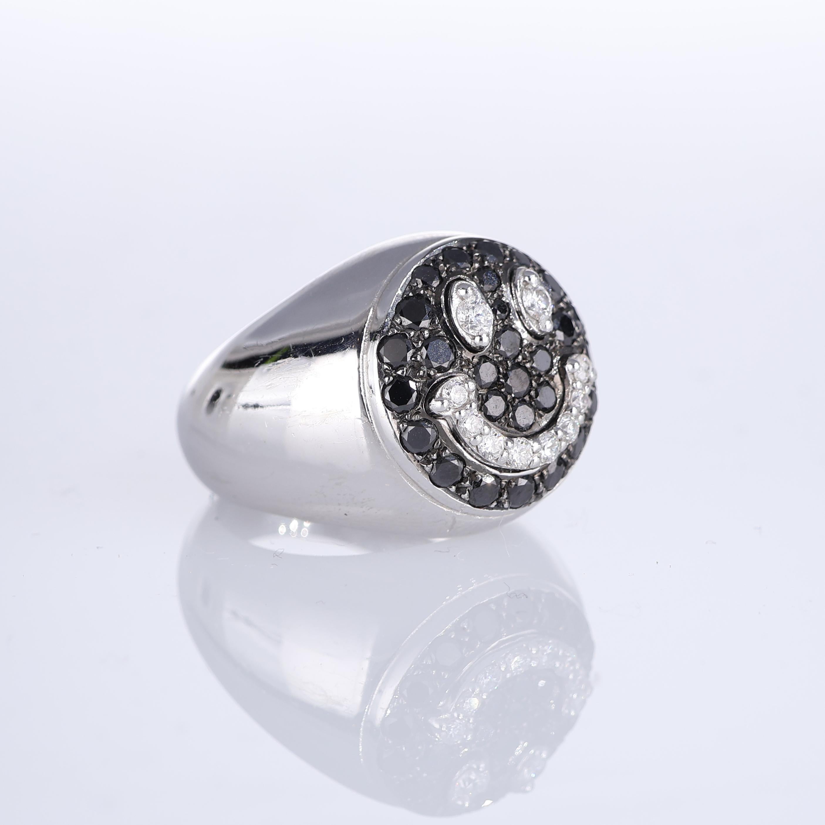 Brilliant Cut 18K White Gold Smile Ring with Black and White Diamond Pavé For Sale