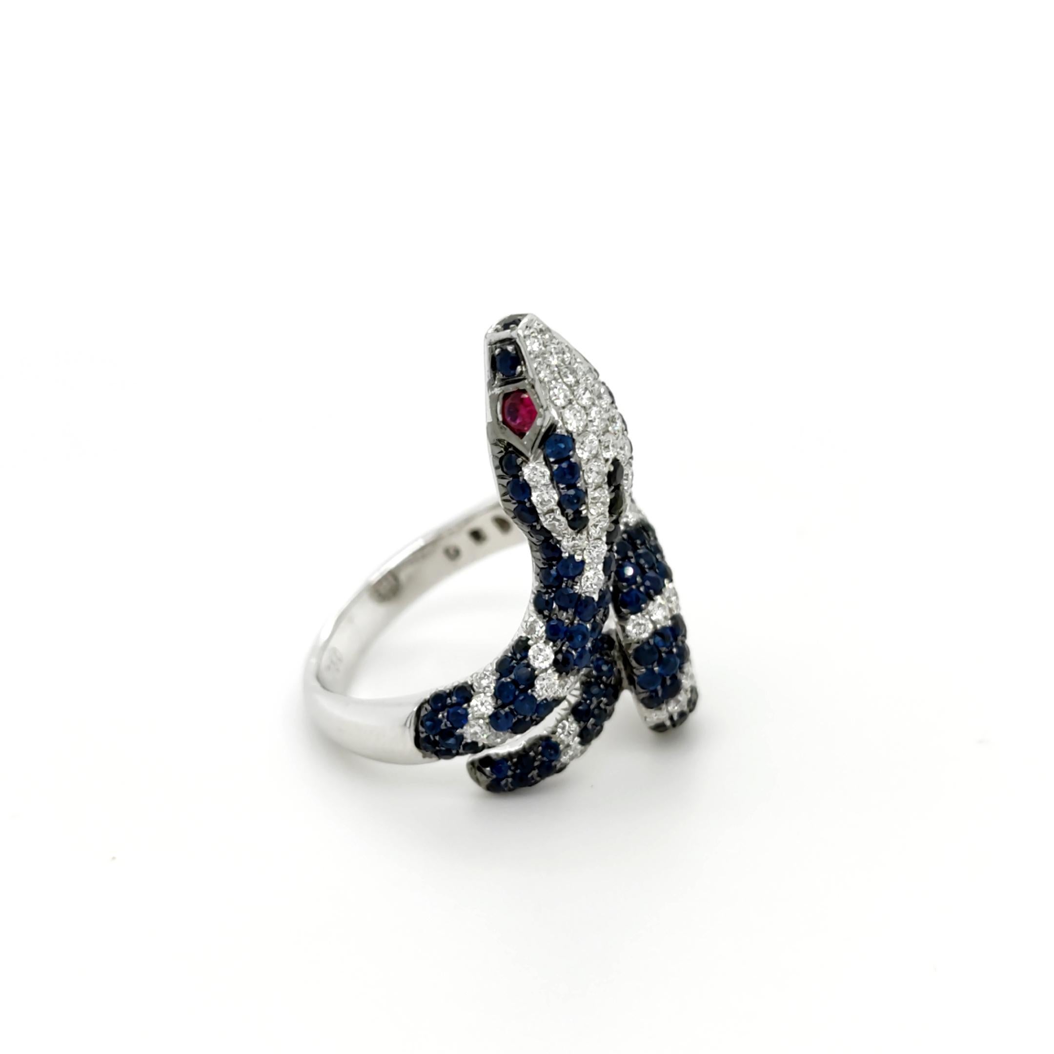 Round Cut 18K White Gold Snake Blue Sapphire & Ruby Diamond Ring For Sale