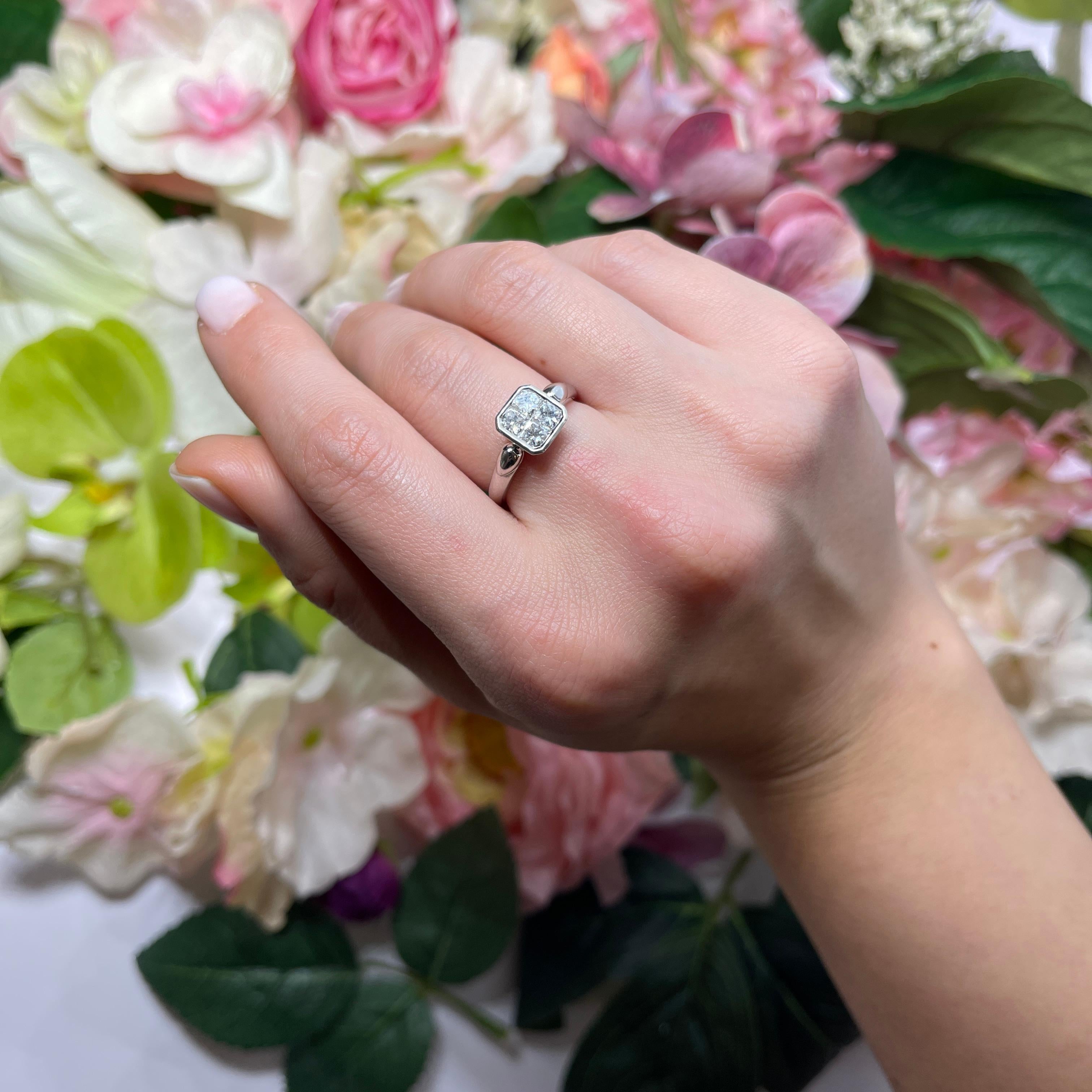 18K White Gold Solitaire Ring with Princess-Cut Diamonds For Sale 3