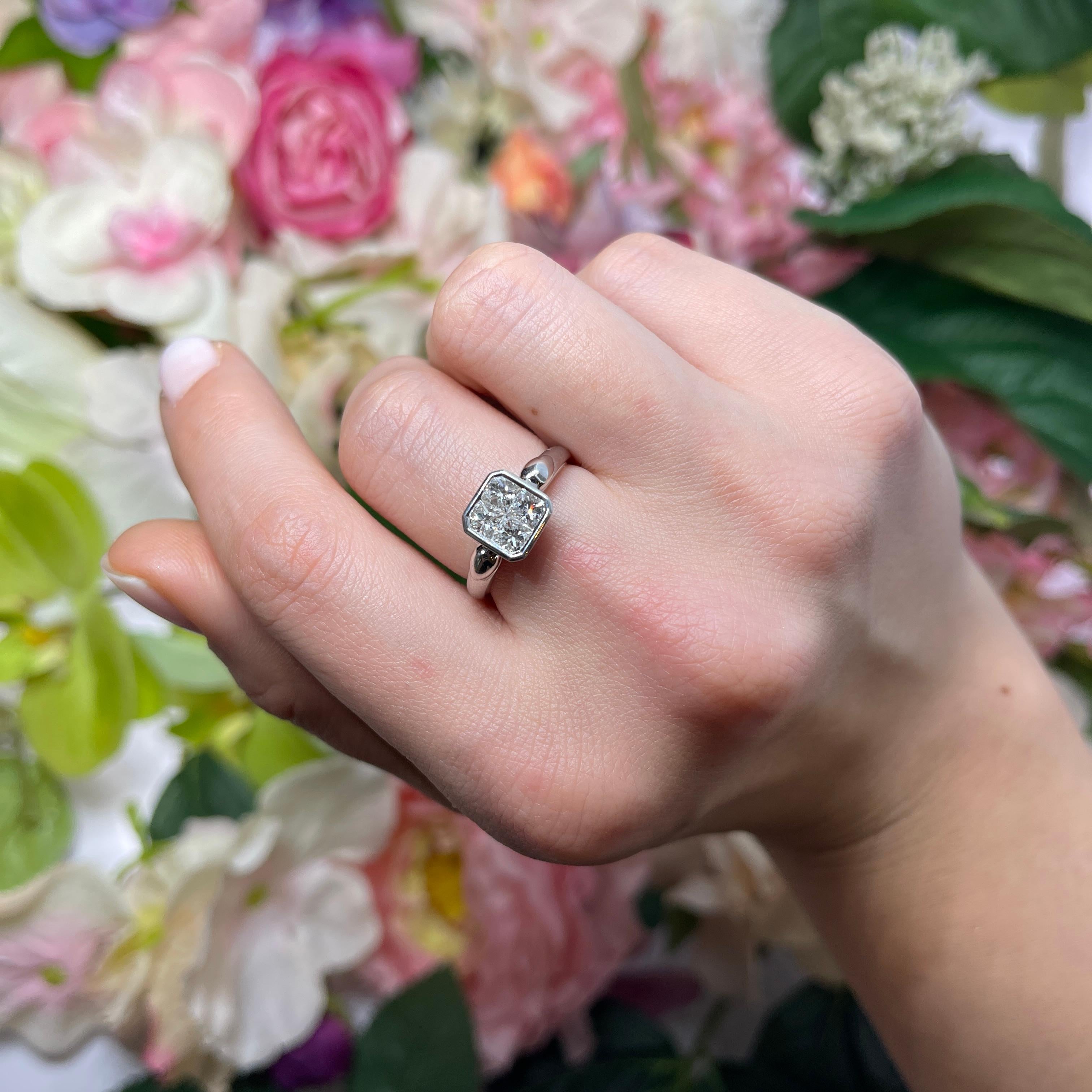 18K White Gold Solitaire Ring with Princess-Cut Diamonds For Sale 4