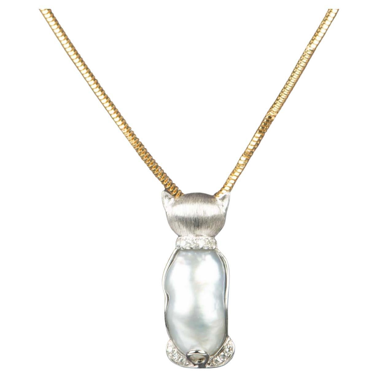 18K White Gold South Sea Keshi Pearl Cat Pendant with Diamond Accent R4604