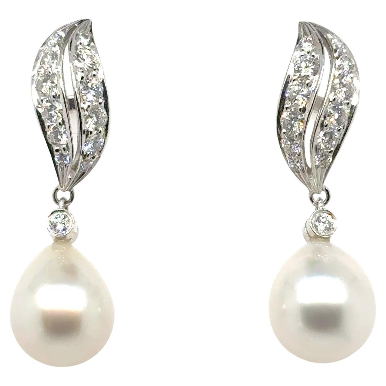 18k White Gold South Sea Pearl and Diamond Cts 1.07 Earrings