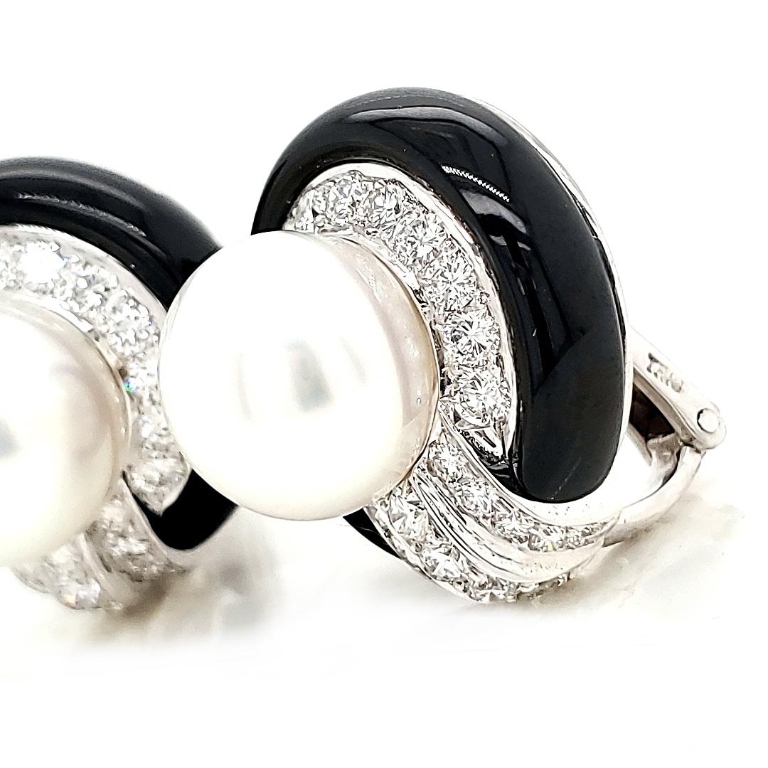 Round Cut 18k  White Gold South Sea Pearl Black Jade Diamond Earrings For Sale