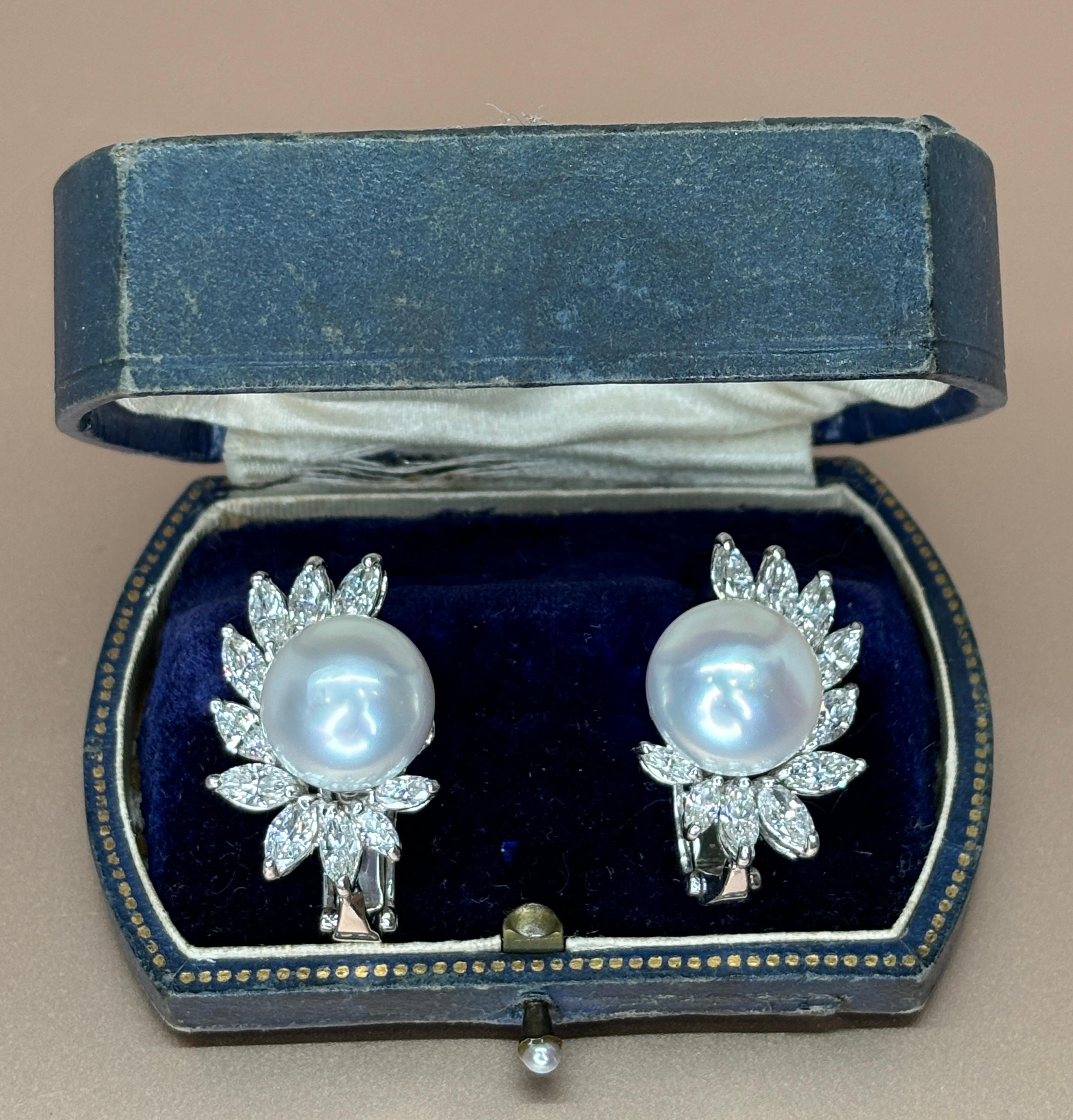 Boucles d'oreilles en or blanc 18 carats, perles des mers du Sud et diamants naturels taille marquise en vente 6