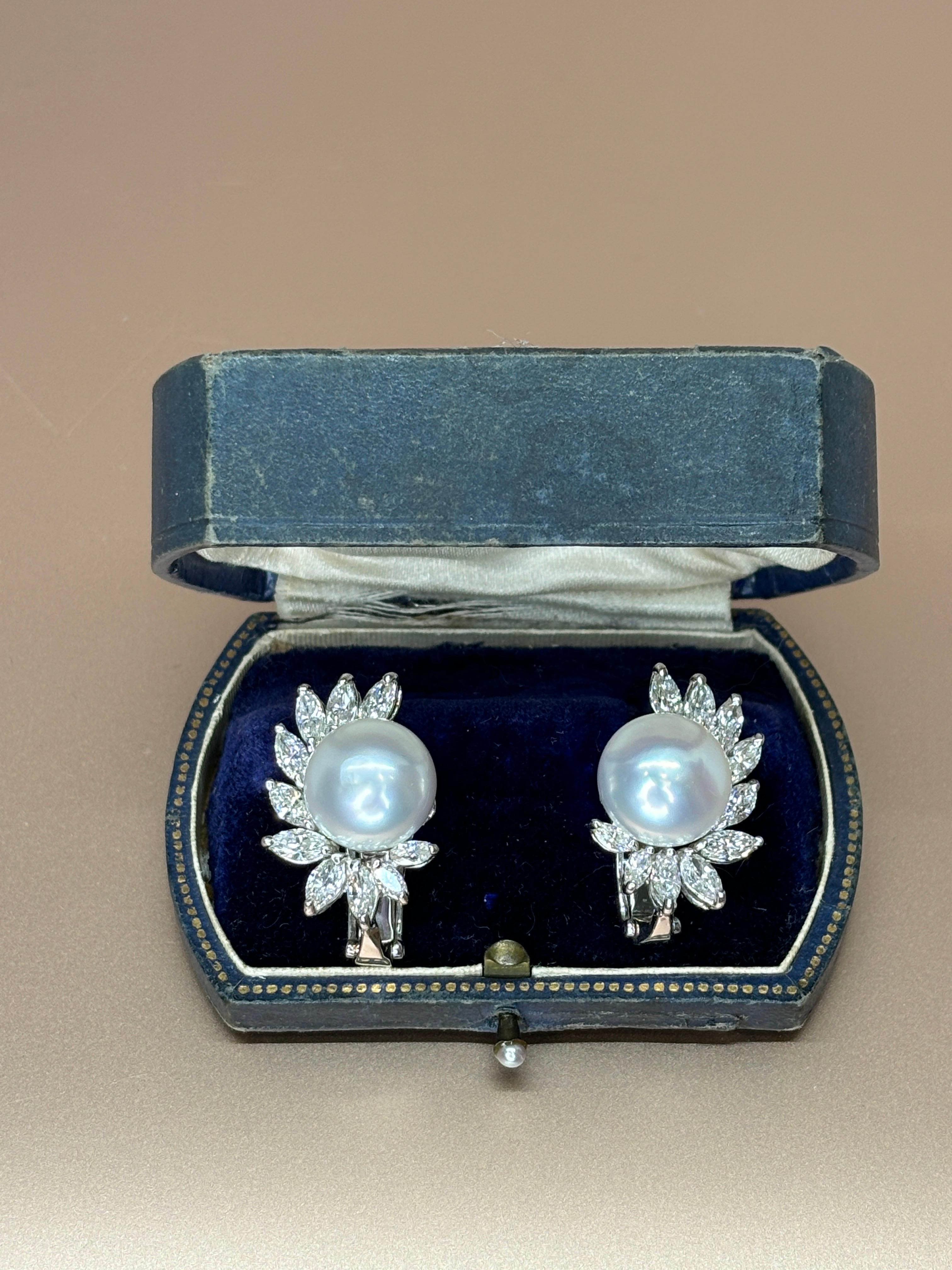 Taille Marquise Boucles d'oreilles en or blanc 18 carats, perles des mers du Sud et diamants naturels taille marquise en vente