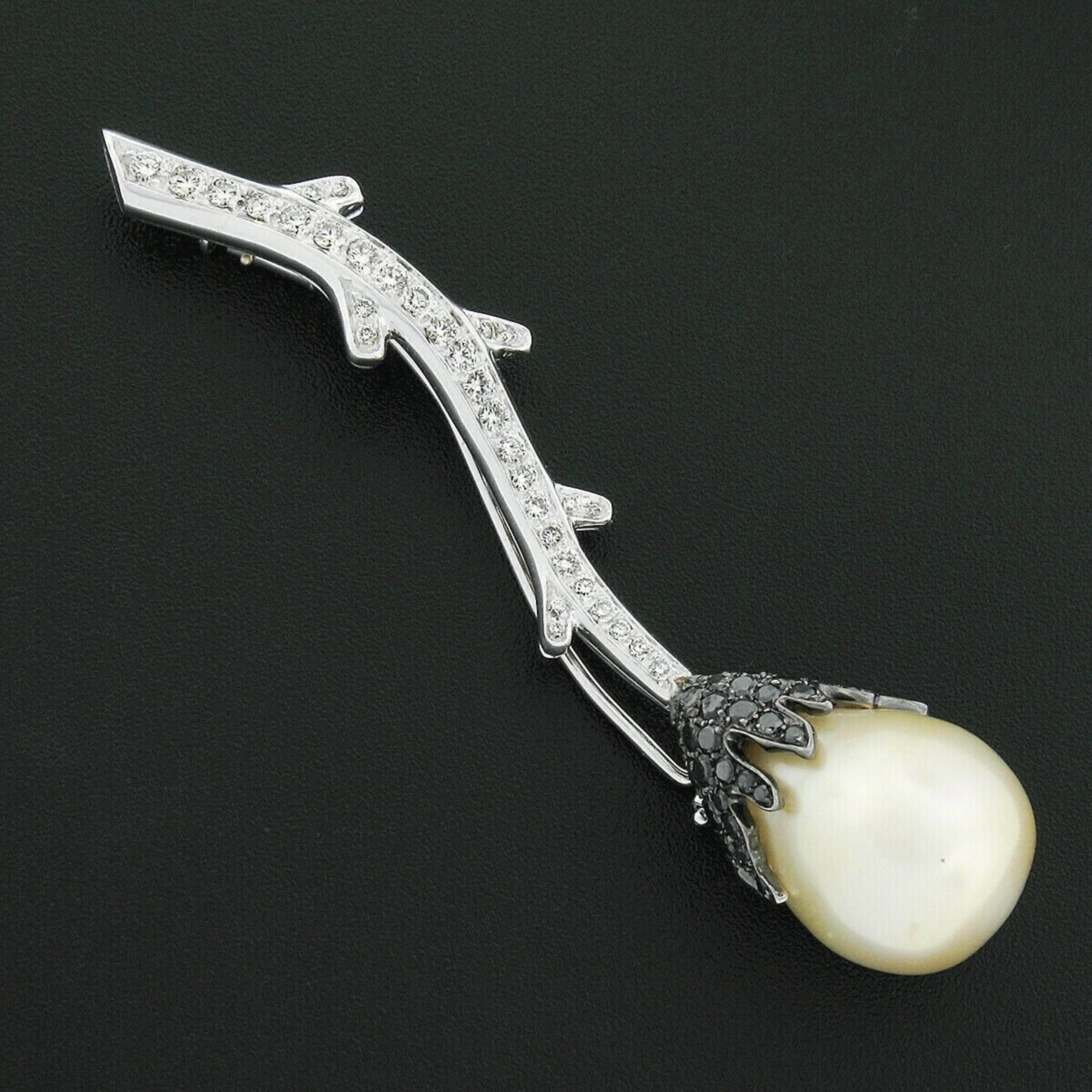 18k White Gold South Sea Pearl w/ 2.48ct White & Black Diamond Flower Brooch Pin In Excellent Condition For Sale In Montclair, NJ