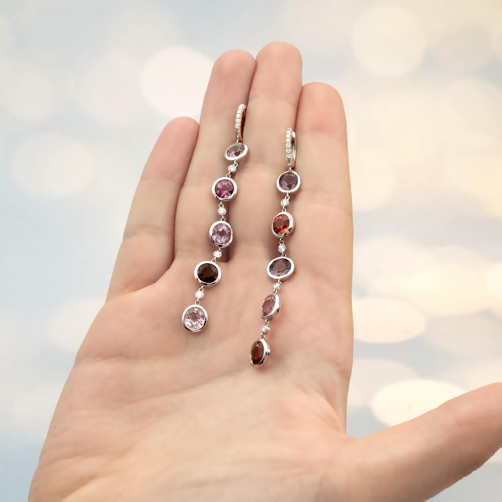 Orecchini pendenti con spinello e diamante in oro bianco 18 carati In condizioni Nuovo in vendita a Monte Carlo, MC