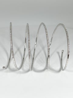 18K White Gold Spiral Diamond Bangle 1.50 CTW