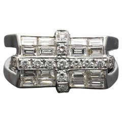 Bague pour homme en or blanc 18 carats avec manchette fendue et diamant baguette rétro