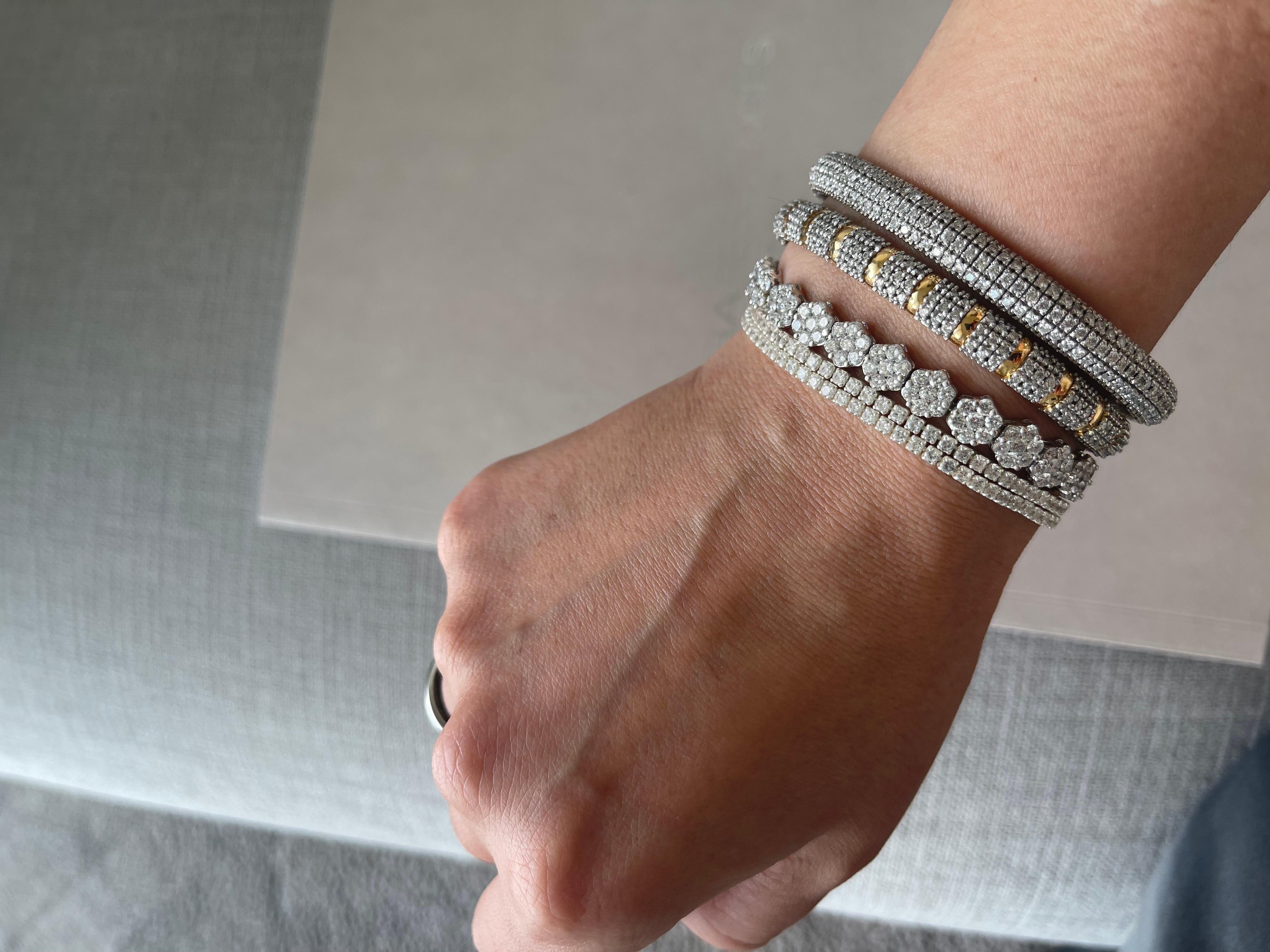 Femenino o masculino brazalete de oro blanco de 18 quilates engastado con diamantes en venta