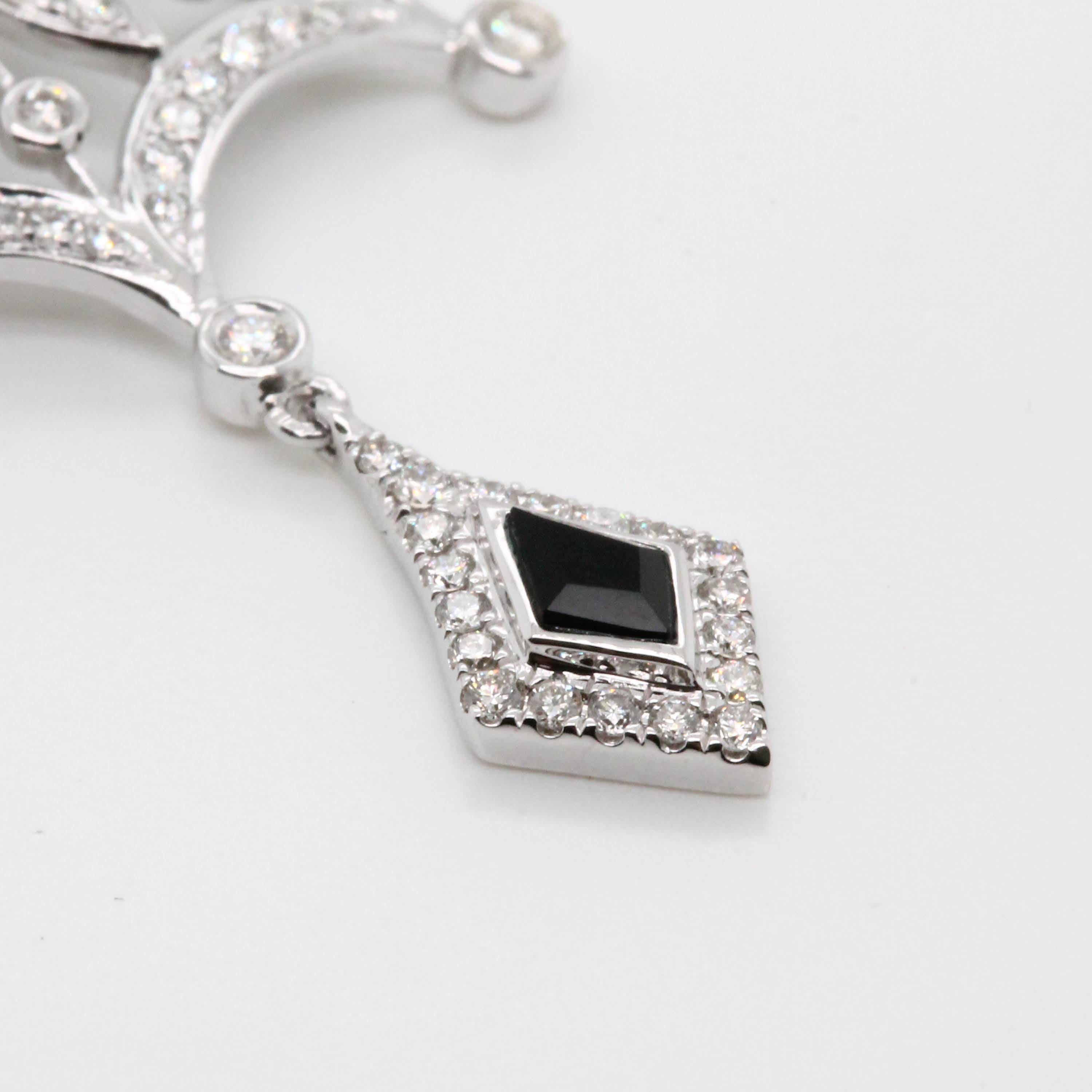 18K White Gold Star Snowflake Art Deco Style Necklace Black Onyx and Diamonds For Sale 4