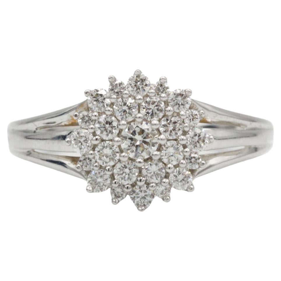 18K White Gold Starburst Cluster Diamond Ring – 25 Diamonds (0.45 ct)