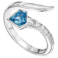 18K White Gold Statement Ring With 0.50 Carat Fancy Coloured Diamond