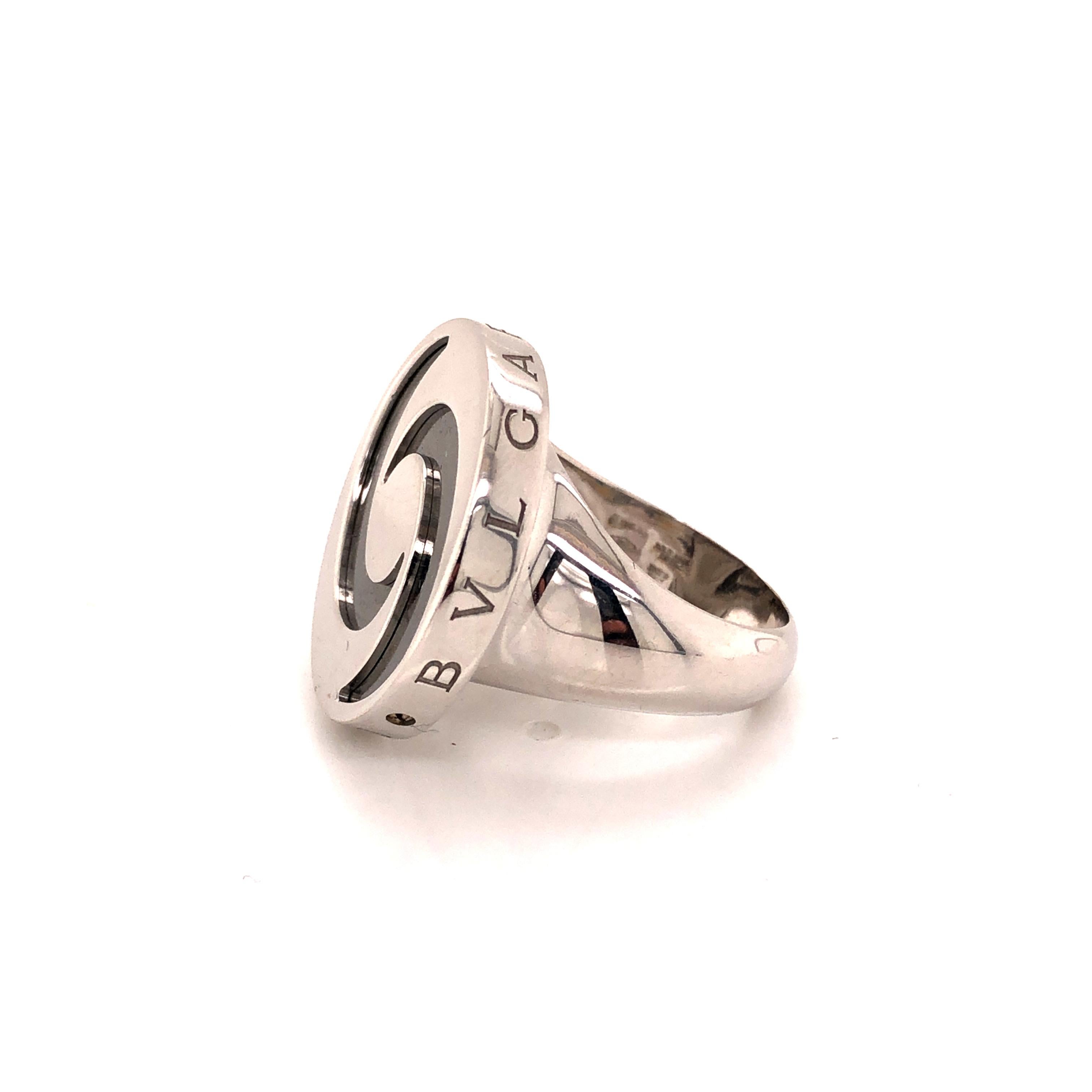 18 Karat White Gold Steel Onyx Bvlgari Spin-Top Ring In Good Condition For Sale In New York, NY