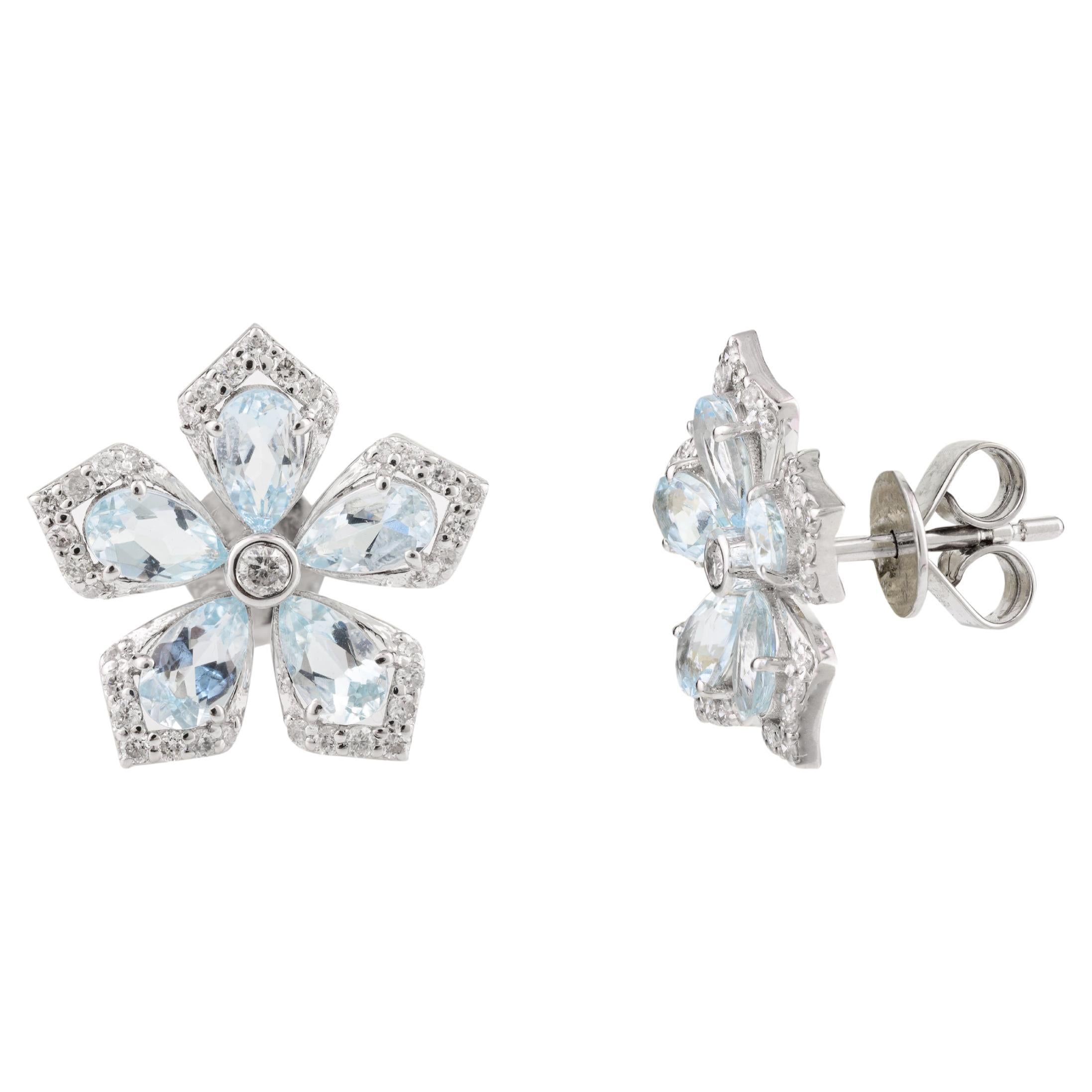 18k White Gold Stunning Aquamarine Diamond Flower Stud Earrings for Her