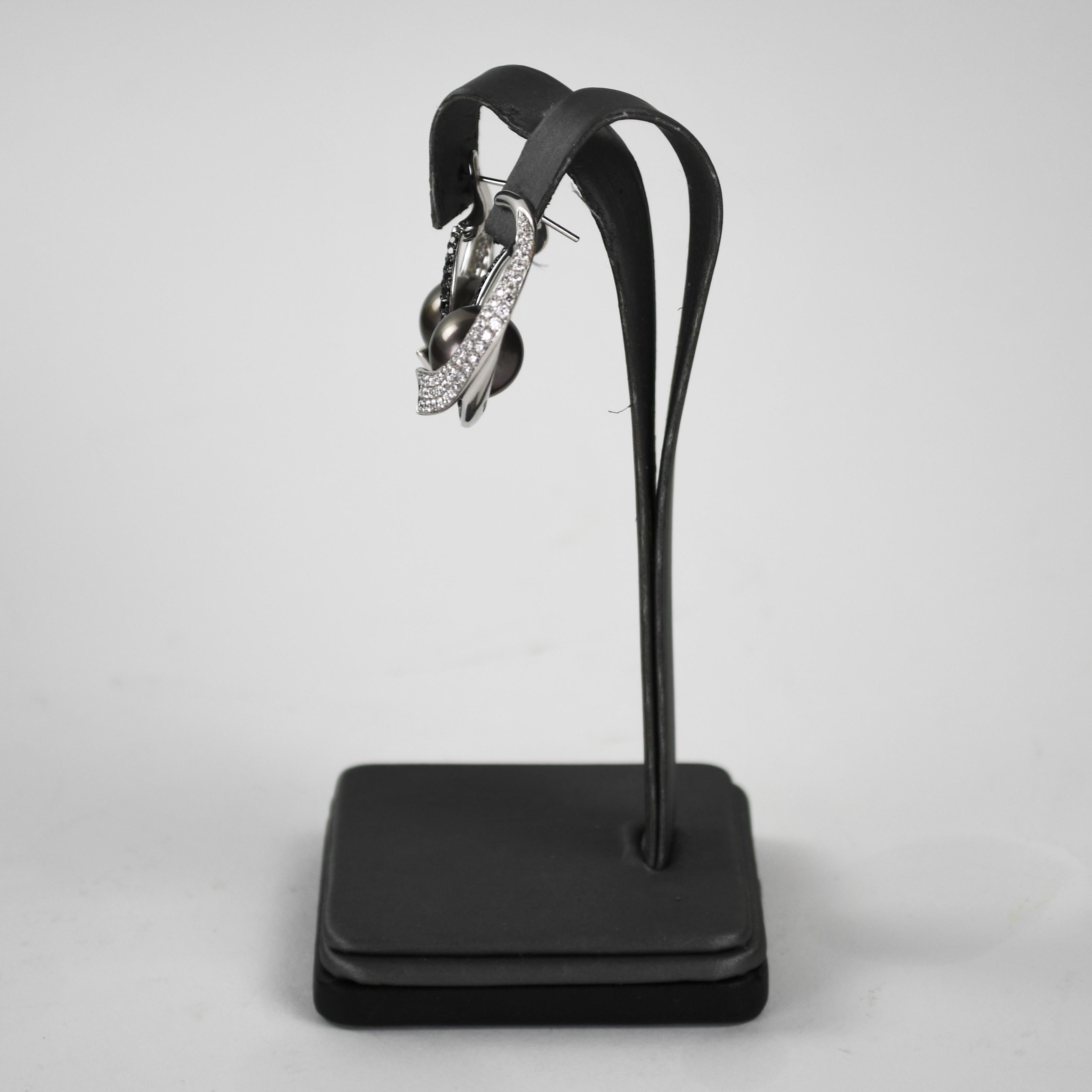 Orecchini con perle di Tahiti e diamanti in oro bianco 18 carati 2,00ct in vendita 2